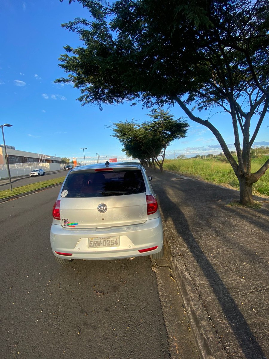 VW - VolksWagen Fox 1.0 Mi Total Flex 8V 5p 2011