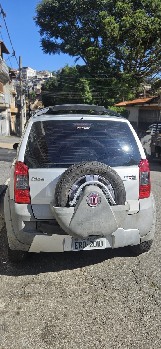 Fiat Idea Adv./ Adv.LOCK.Dualogic 1.8 Flex 5p 2010
