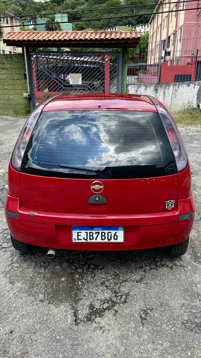 GM - Chevrolet Corsa Hat. Premium 1.4 8V ECONOFLEX 5p 2009
