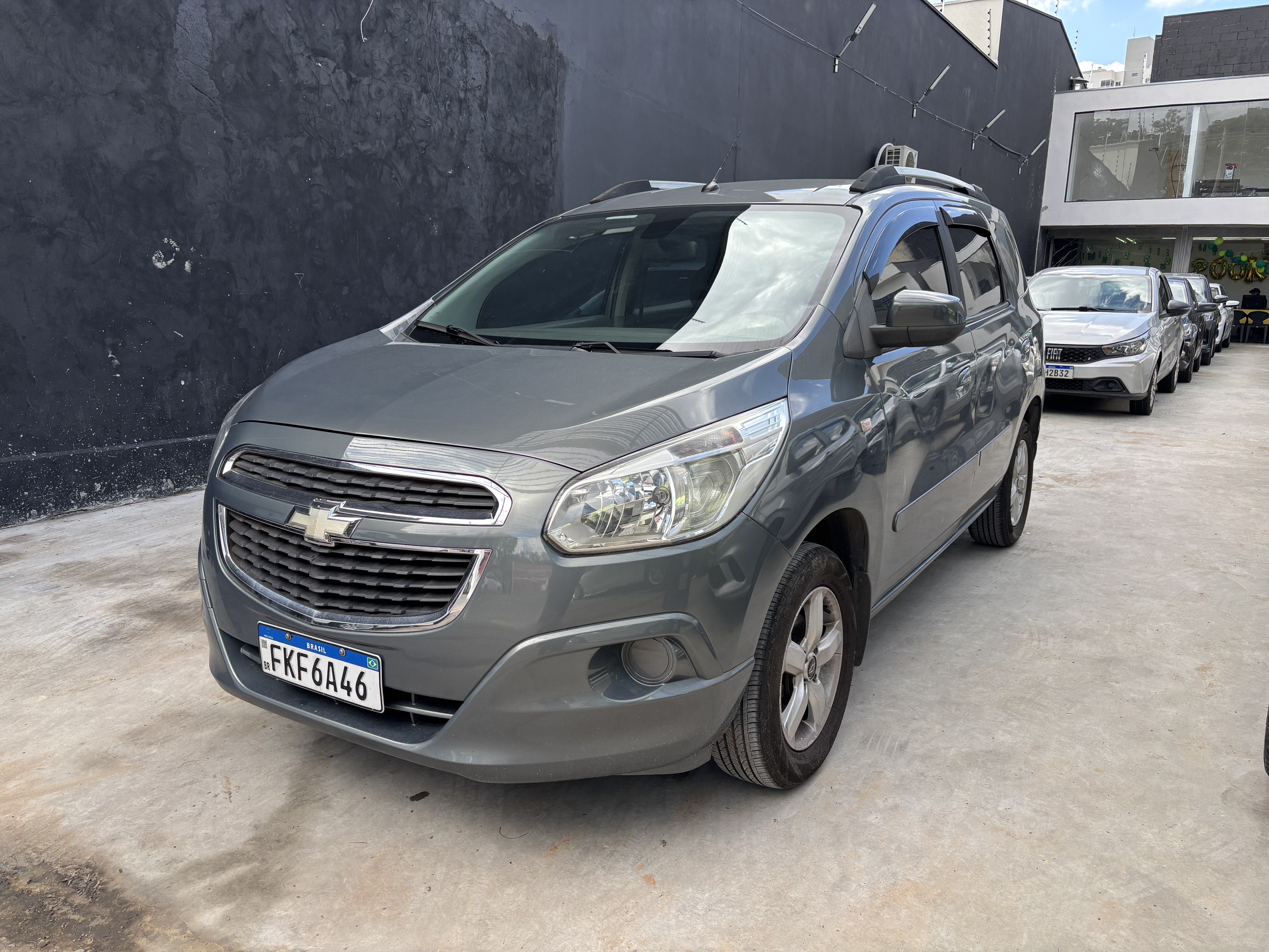 Chevrolet Spin LT 2013