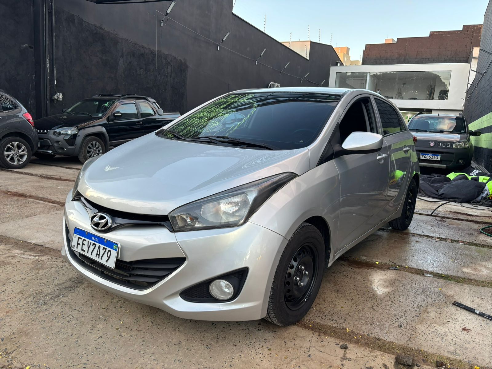 Hyundai HB20 Premium 1.6 Flex 16V Mec. 2013