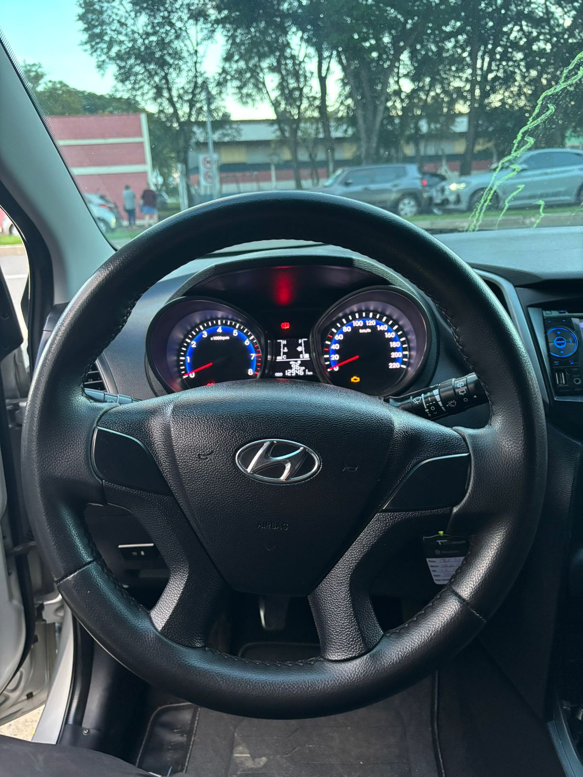Hyundai HB20 Premium 1.6 Flex 16V Mec. 2013