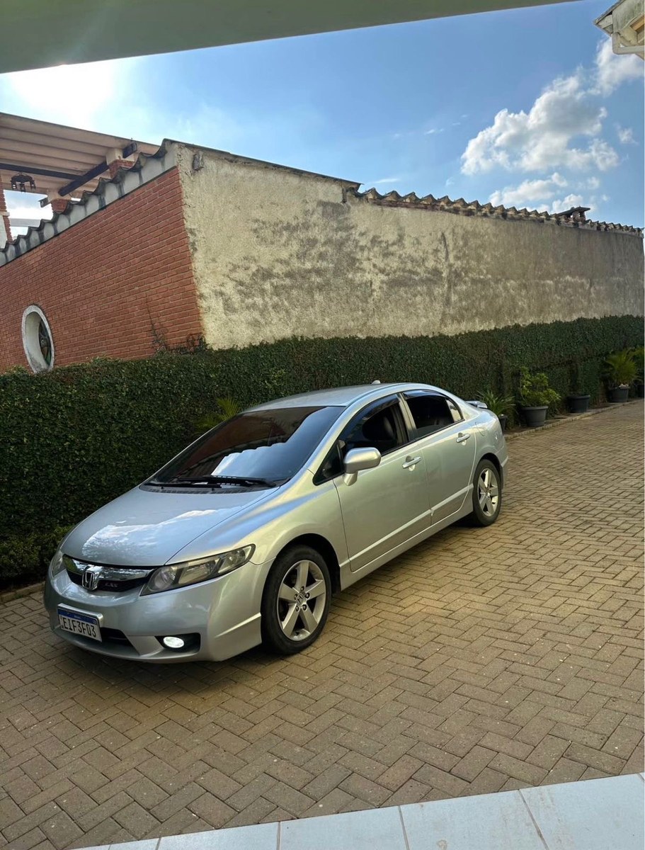 Honda Civic Sedan LXS 1.8/1.8 Flex 16V Aut. 4p 2009