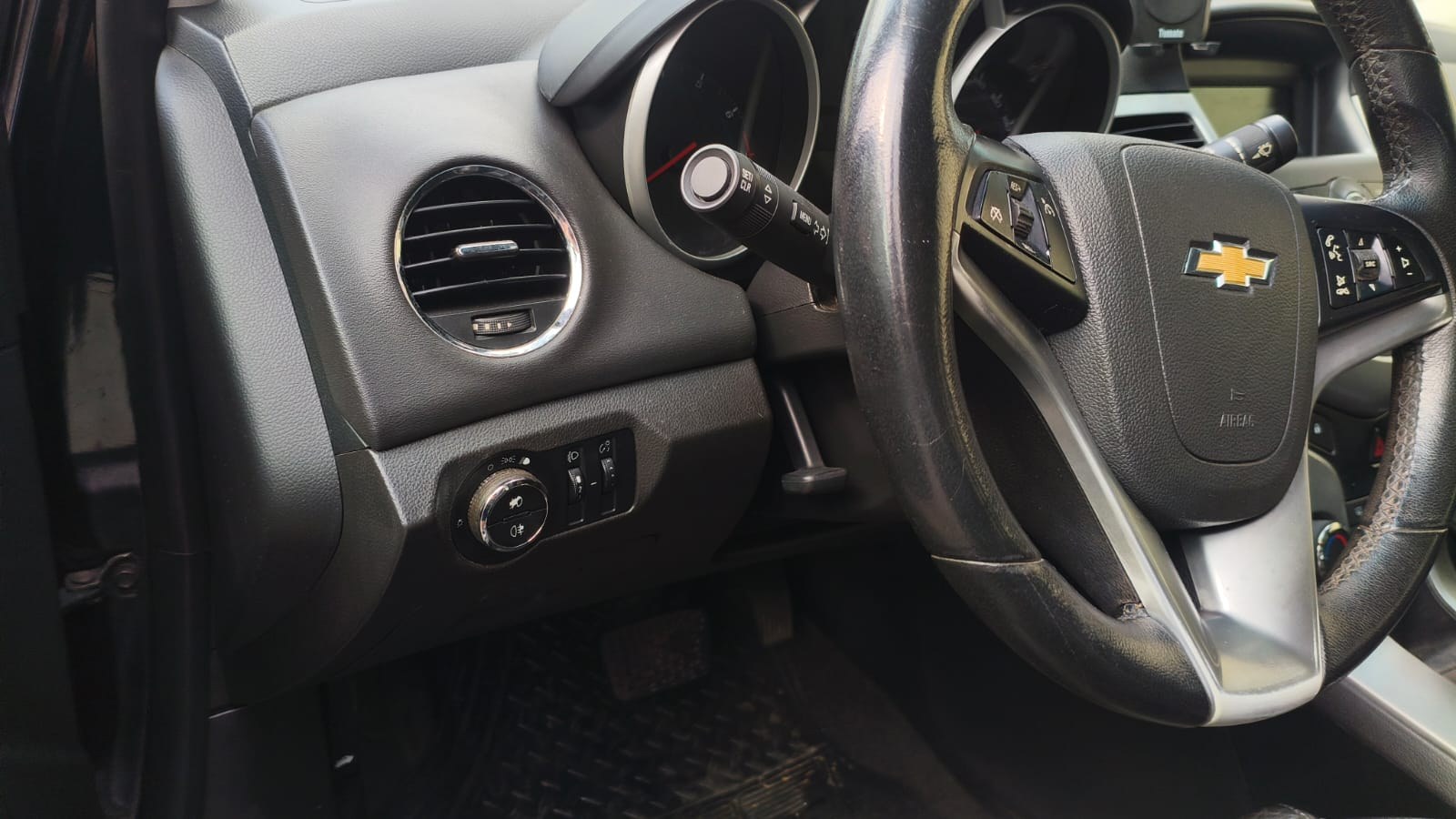 GM - Chevrolet CRUZE LT 1.8 16V FlexPower 4p Aut. 2013