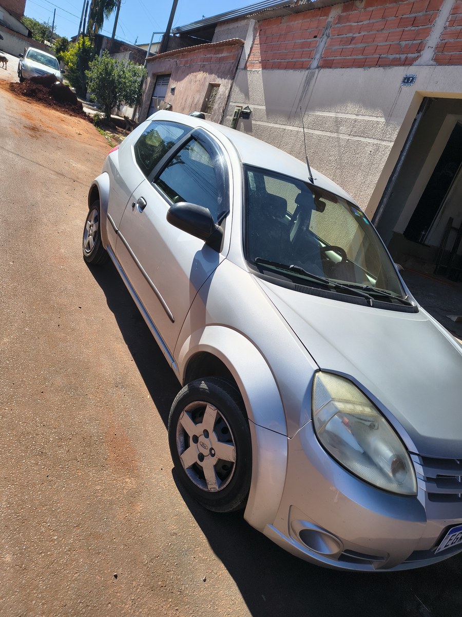 Ford Ka 1.0 8V/1.0 8V ST Flex 3p 2010