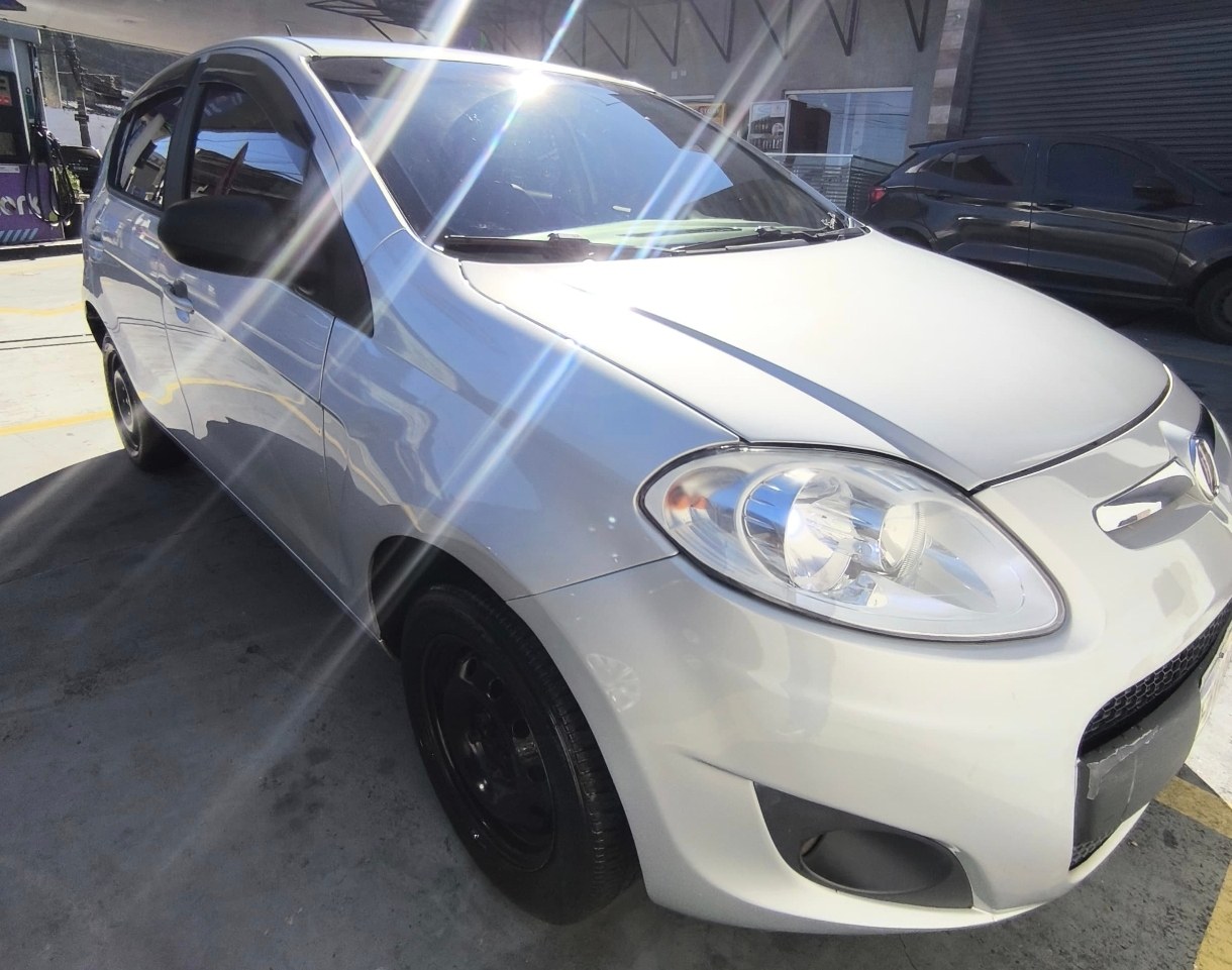 Fiat Palio ATTRACTIVE 1.0 EVO Fire Flex 8v 5p 2013