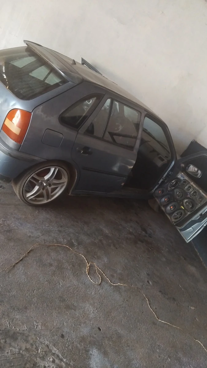 VW - VolksWagen Gol GTi 2000 16V 2000