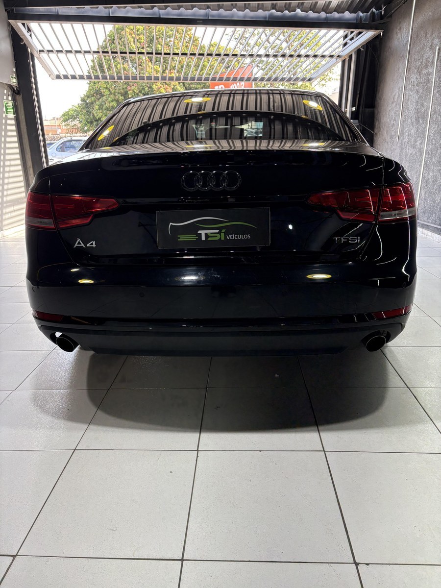 Audi A4 Attraction 2.0 TFSI 190cv S tronic 2017