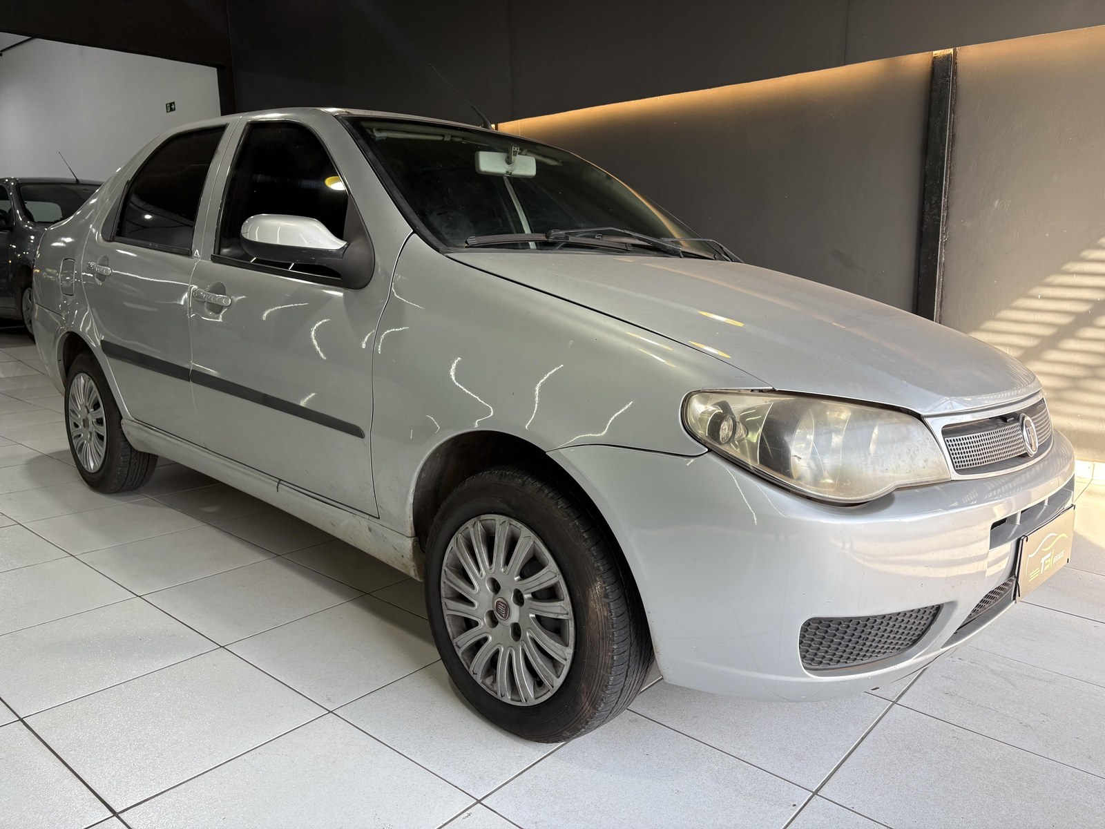 Fiat Siena Celebration 1.0 Fire Flex 8V 4p 2010