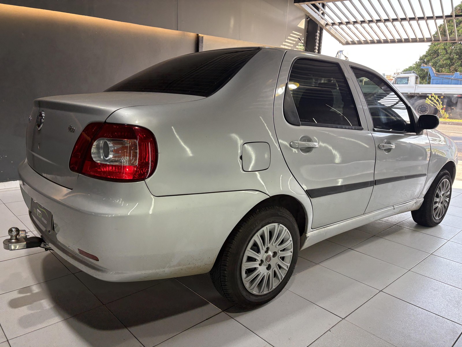 Fiat Siena Celebration 1.0 Fire Flex 8V 4p 2010