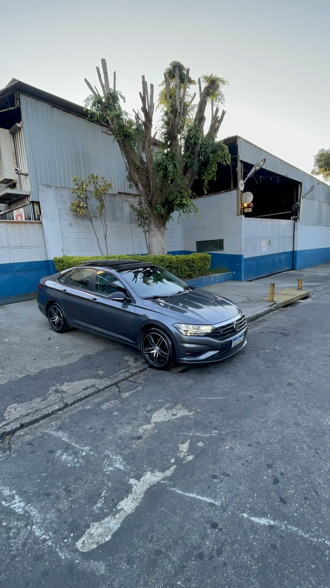 VW - VolksWagen JETTA Comfort. 250 TSI 1.4 Flex 16v Aut. 2019