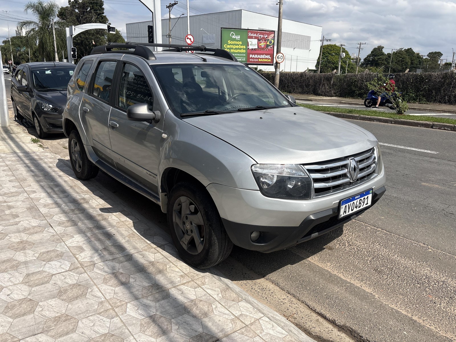 Renault DUSTER Dynamique 2.0 Flex 16V Aut. 2015