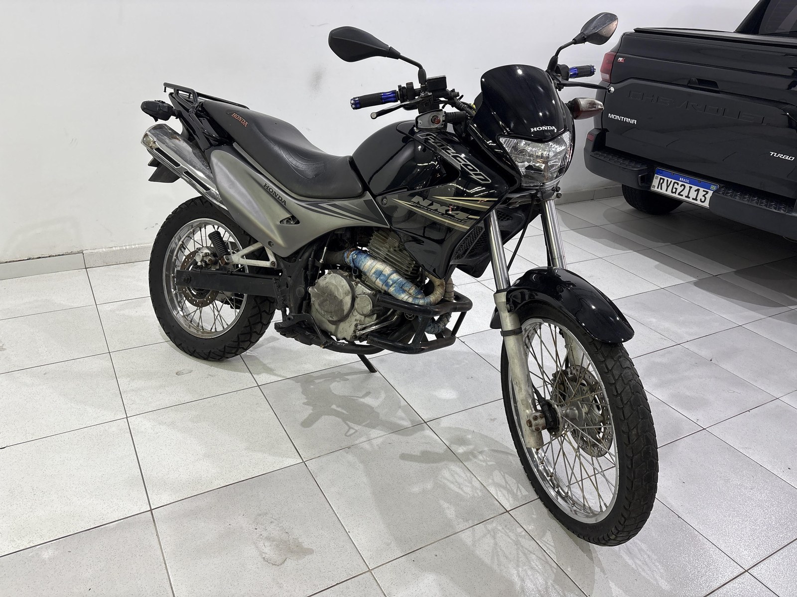 Honda NX-4 FALCON 400 2006