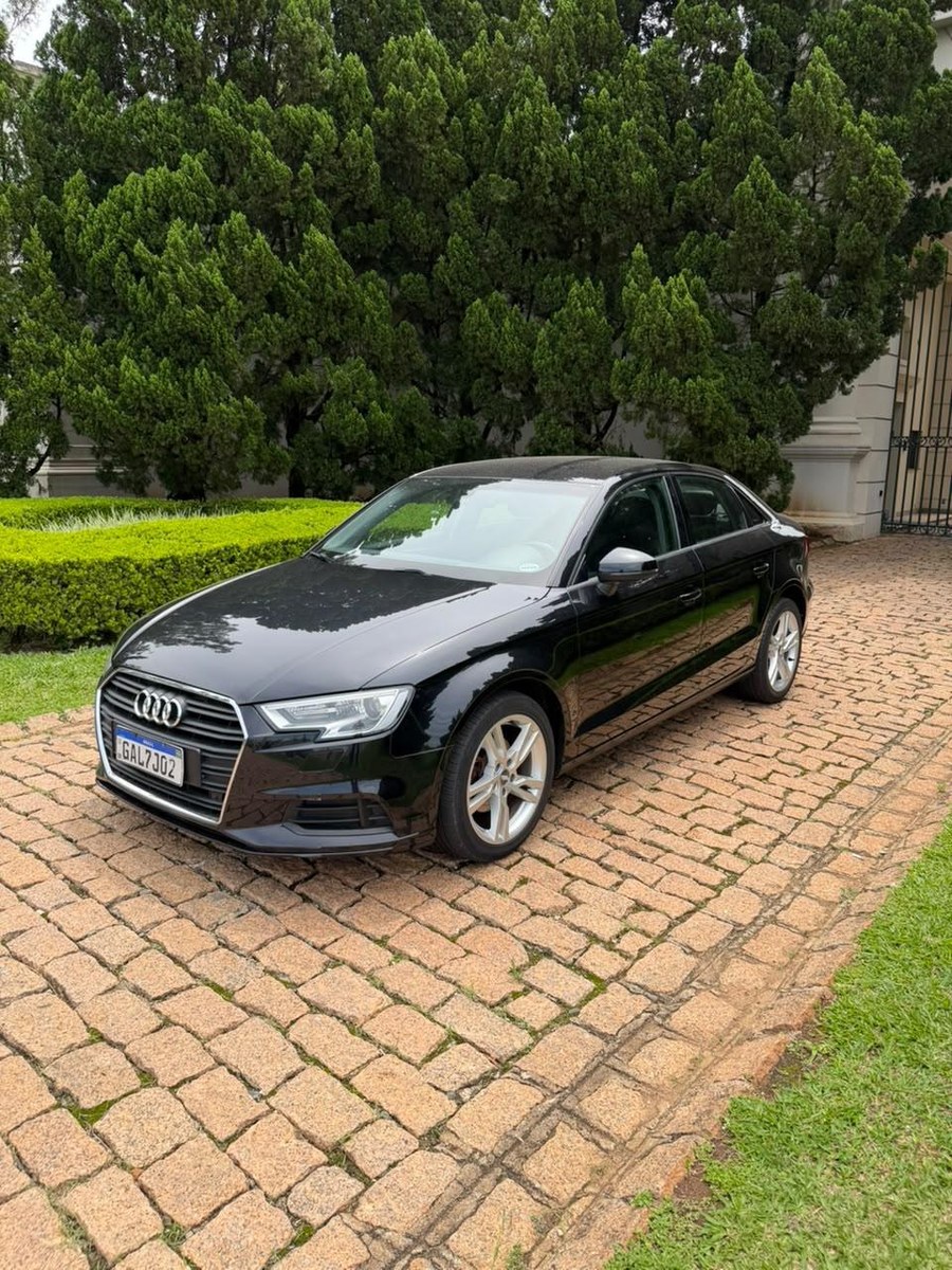 Audi A3 Sedan Prestige 1.4 TFSI Flex Tip. 2021