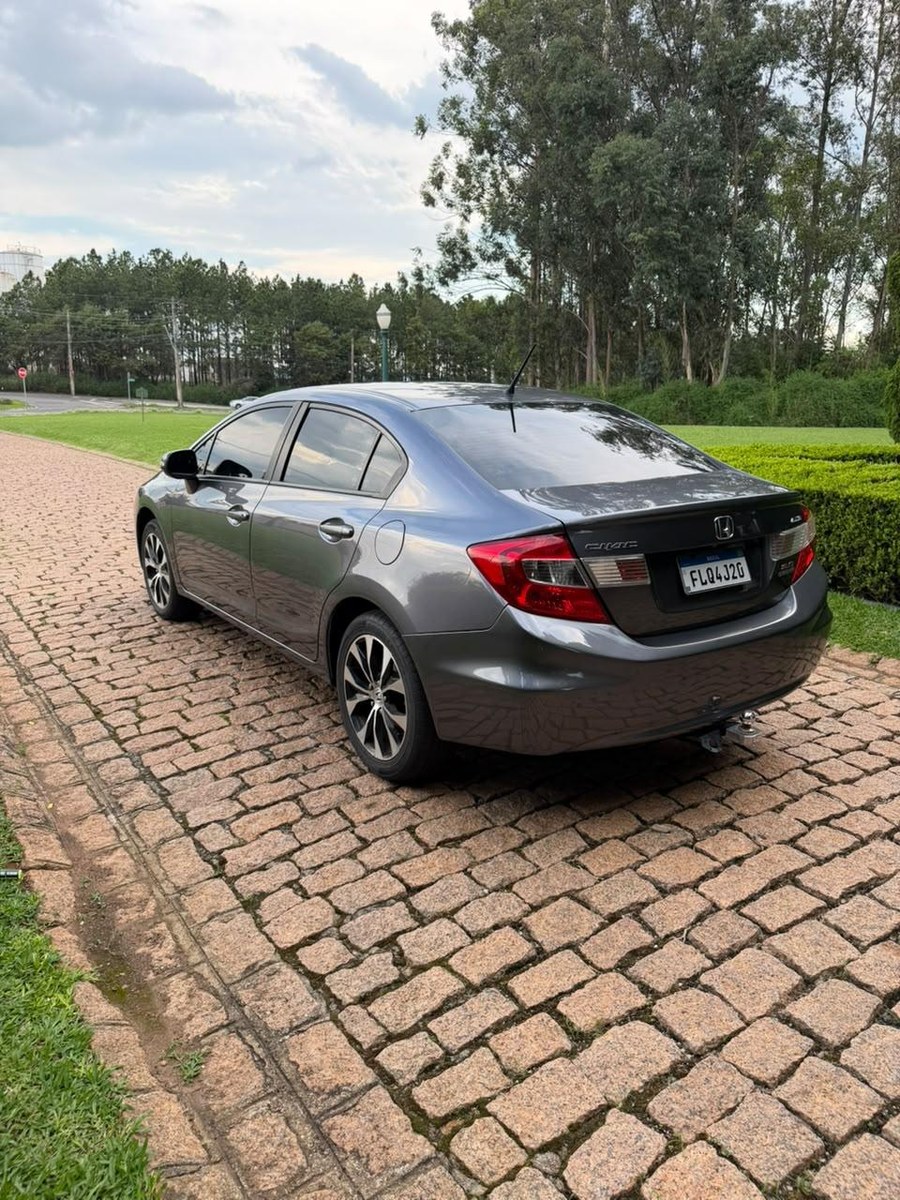 Honda Civic Sedan LXR 2.0 Flexone 16V Aut. 4p 2015