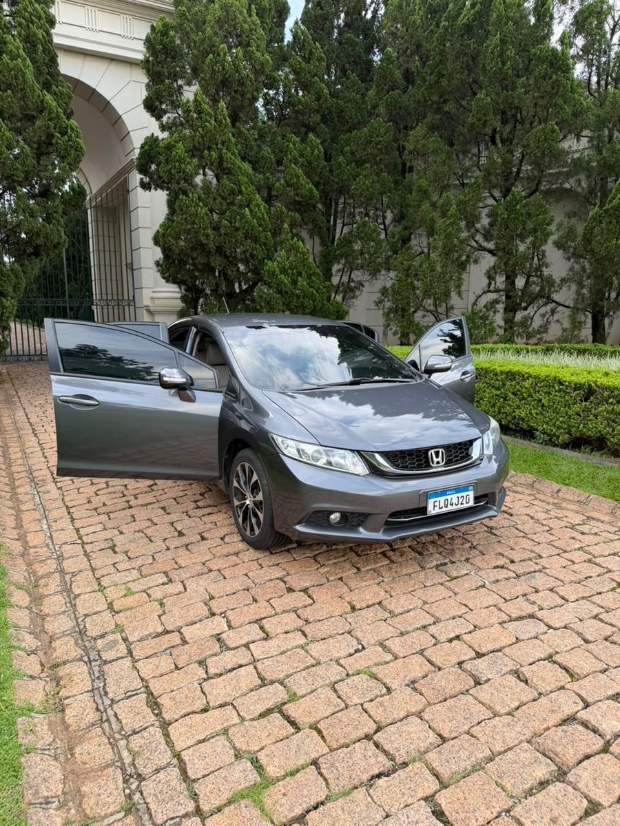 Honda Civic Sedan LXR 2.0 Flexone 16V Aut. 4p 2015